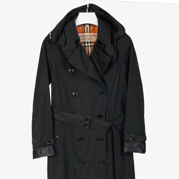 Burberry Kensington Black Taffeta Double-Breasted Trench Coat - Picture 2 of 16